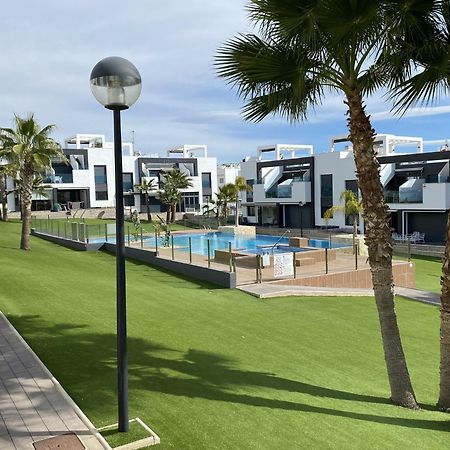 Punta Prima Oasis Beach Fase 9 Torrevieja Eksteriør billede